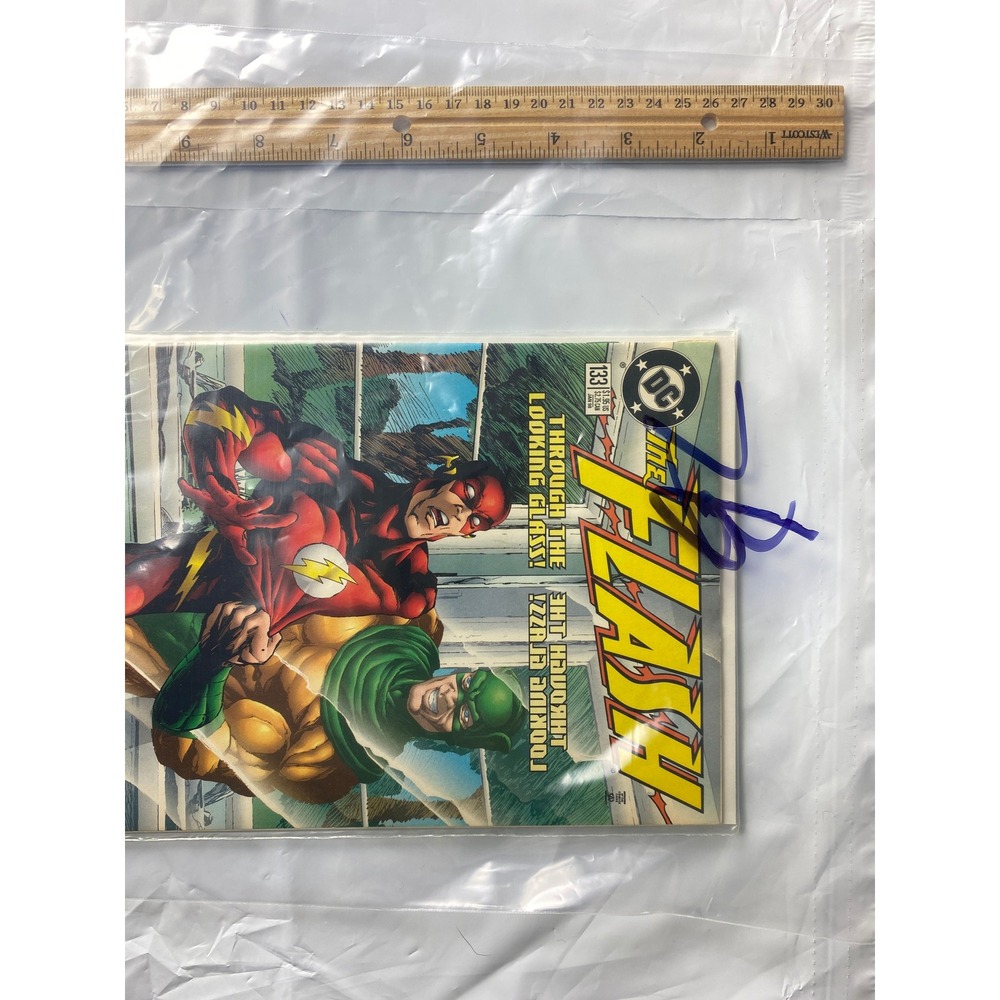 The Flash Comic Book 133 DC Comics Through‎ the Looking Glass